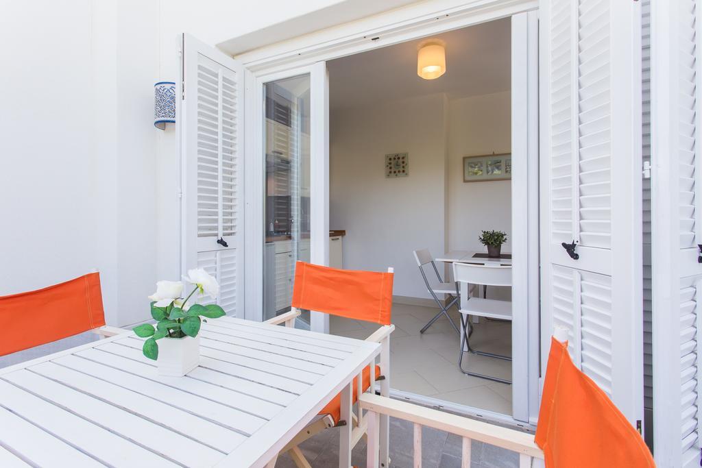 Mondello Suites Feels Like Home Eksteriør billede